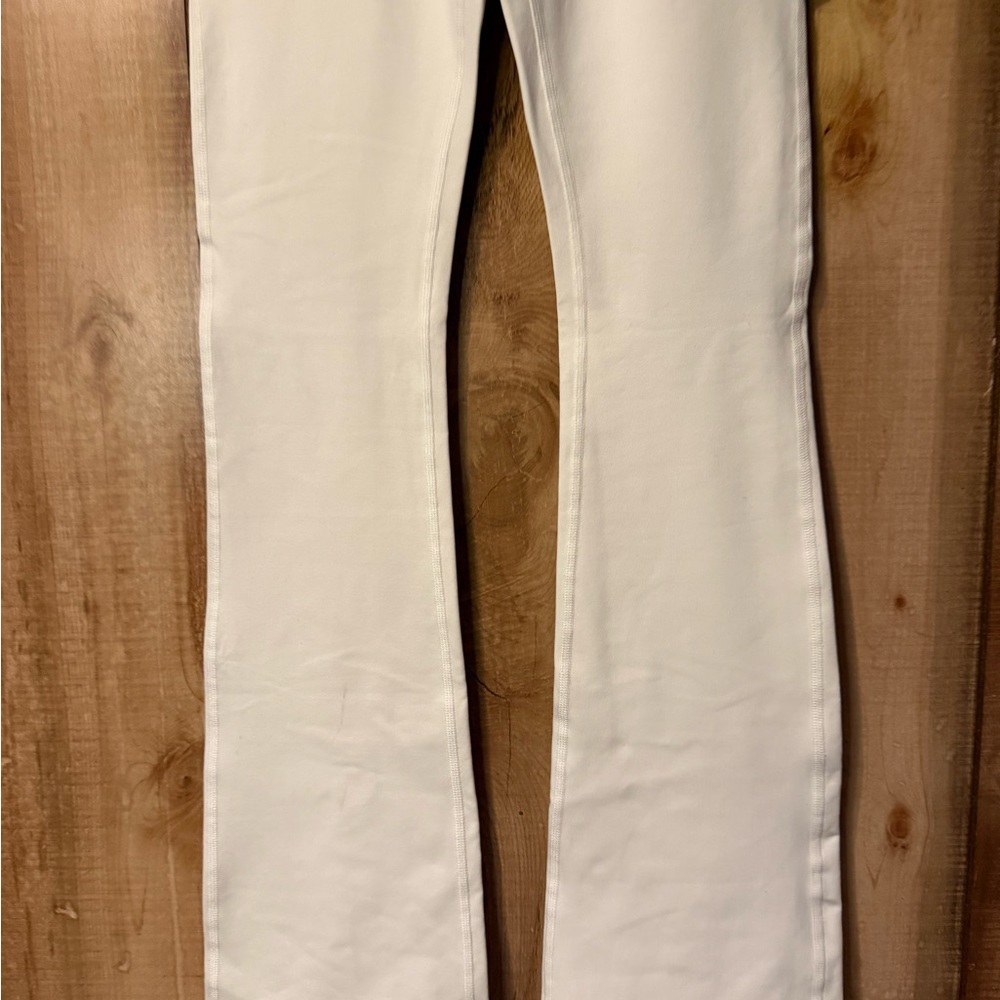 Alo Yoga Airbrush High-Waist 7/8 Bootcut Legging $128 Retail NWT - Picture 5 of 12